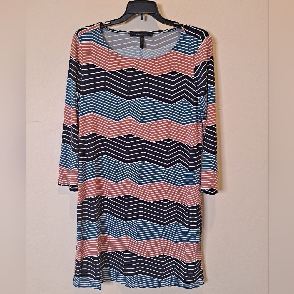 BCBGMaxAzria Digital Wave Chevron Striped Shift Jersey Dress Size Medium